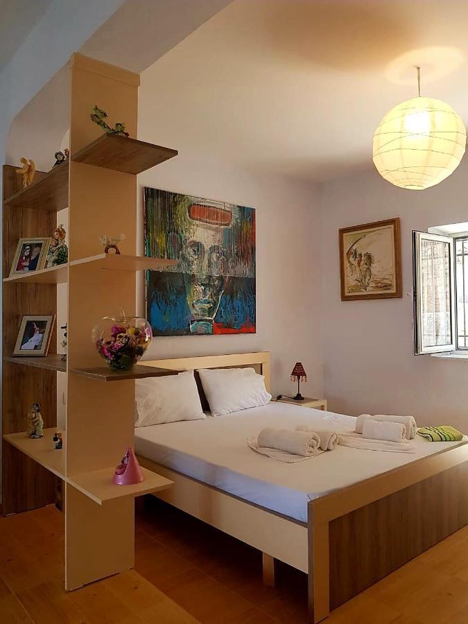 Aira Apartment Himare Exterior foto