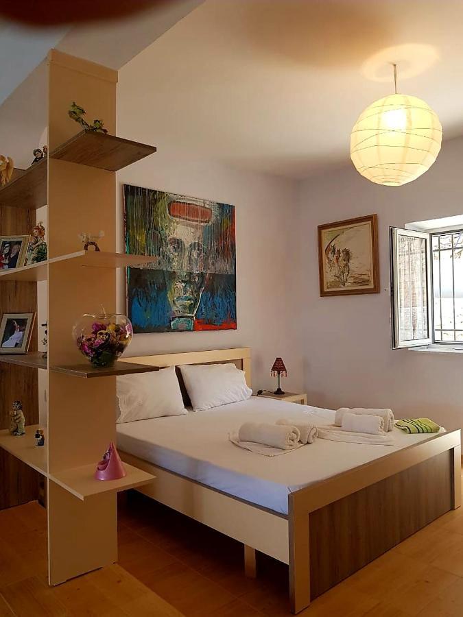 Aira Apartment Himare Exterior foto
