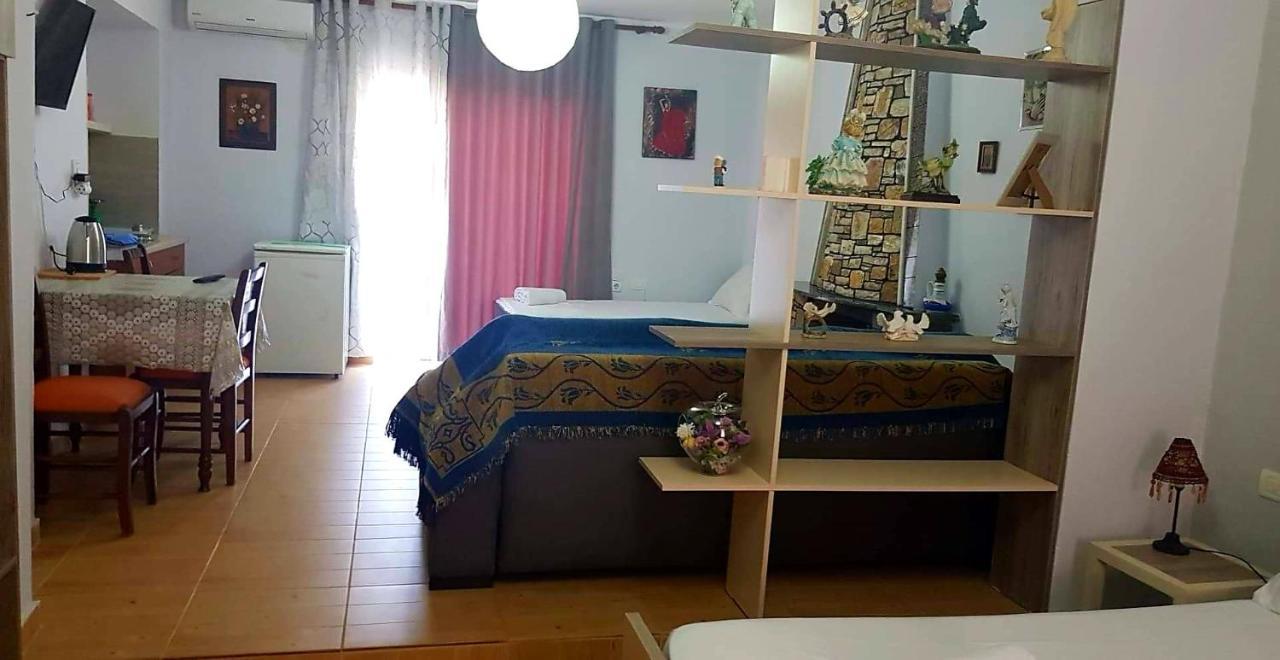 Aira Apartment Himare Exterior foto