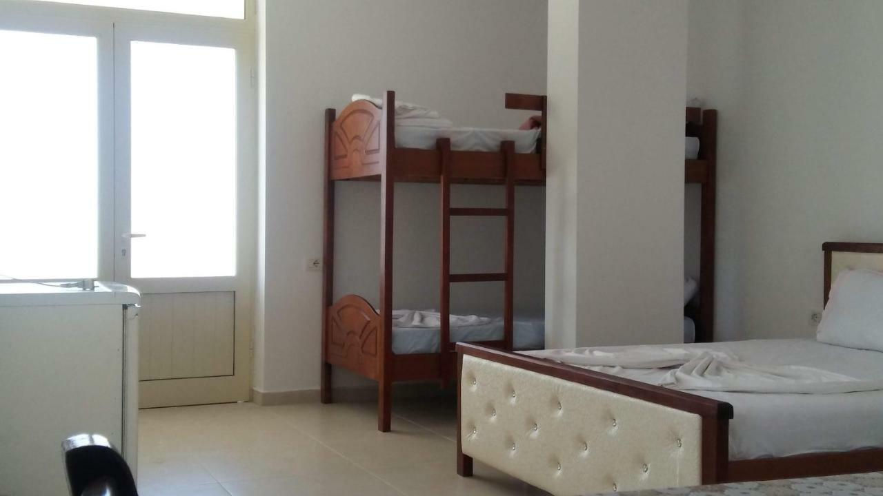 Aira Apartment Himare Exterior foto